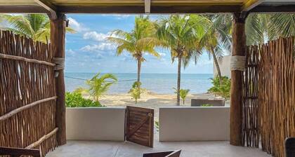 Arenika: Beachfront Villa for 19 people