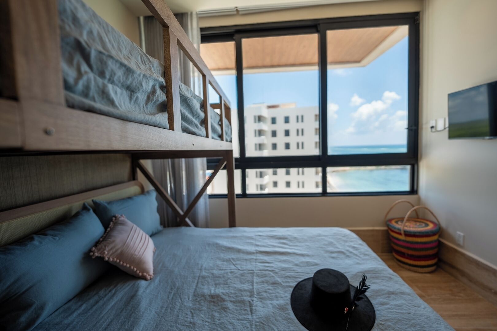 Fer et planche à repasser, Wi-Fi, draps fournis