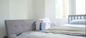 Modern 1 Bed Studio Apart-Hotel