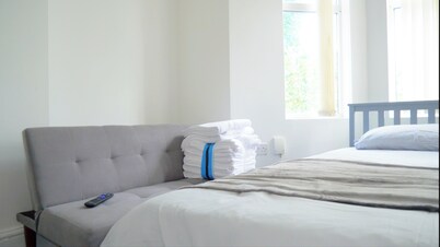 Modern 1 Bed Studio Apart-Hotel