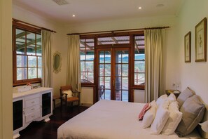 Fer et planche à repasser, Wi-Fi, draps fournis