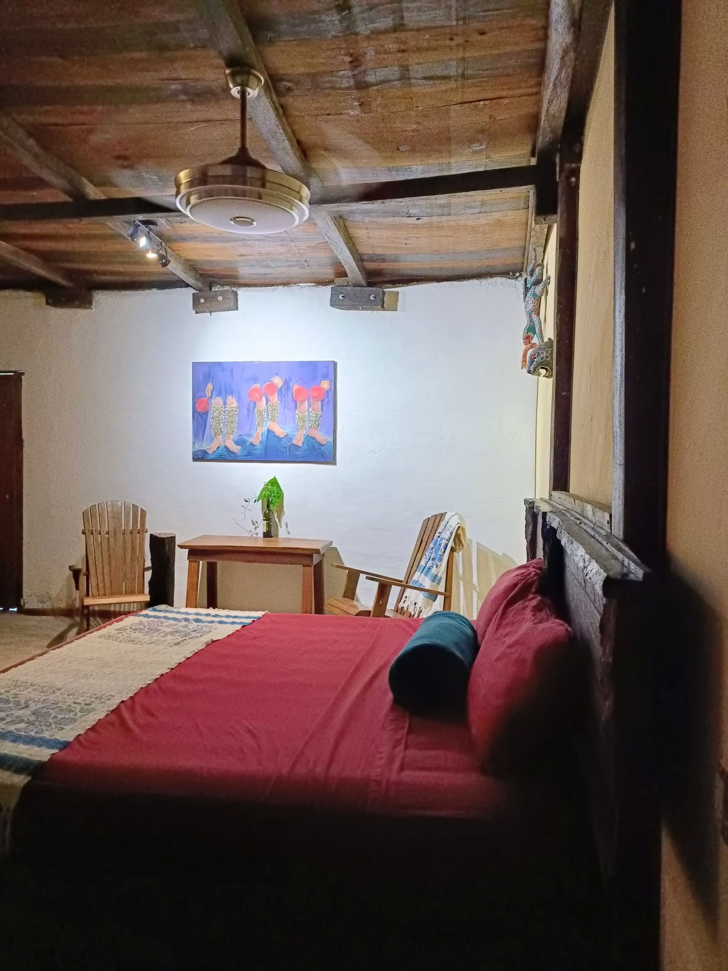 經典客房 | 摺床/加床 (收費)、免費 Wi-Fi、床單