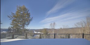 Property grounds - Modern Chalet in Bel Air Resort Tremblant (La Conception)