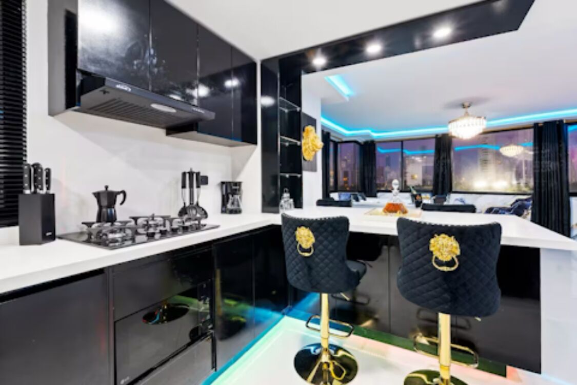 Microwave, stovetop