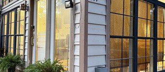 Curated 1-bedroom bungalow near Lake Darbonne with cozy porch fire pit!