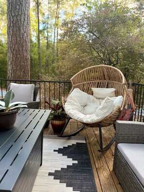 Terrace/patio - Curated 1-bedroom bungalow near Lake Darbonne with cozy porch fire pit! (Farmerville)