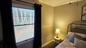 3 soverom, strykejern/-brett, wi-fi (inkludert) og sengetøy