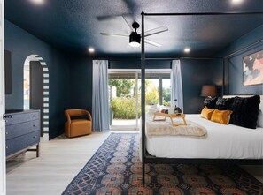 Bügeleisen/Bügelbrett, Reisekinderbett, kostenloses WLAN, Bettwäsche