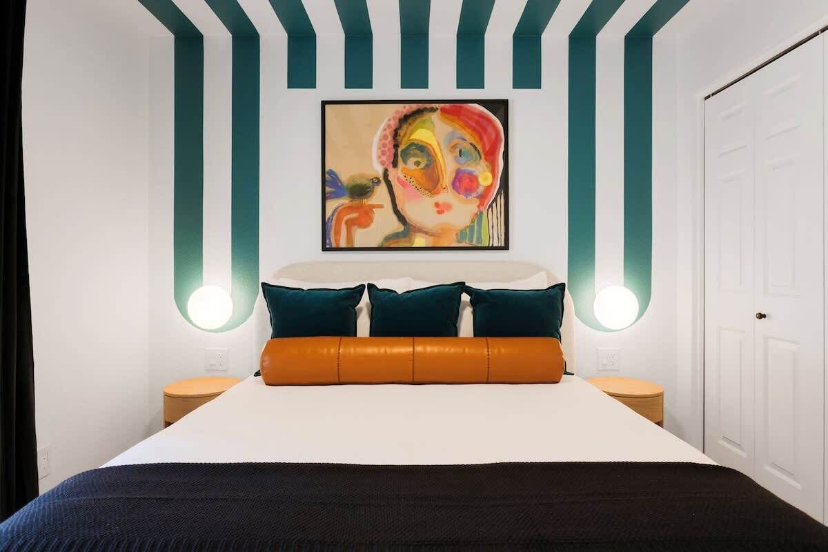 4 chambres, fer et planche à repasser, lit parapluie, Wi-Fi gratuit