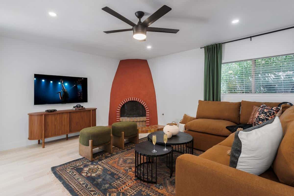 TV connectée, cheminée