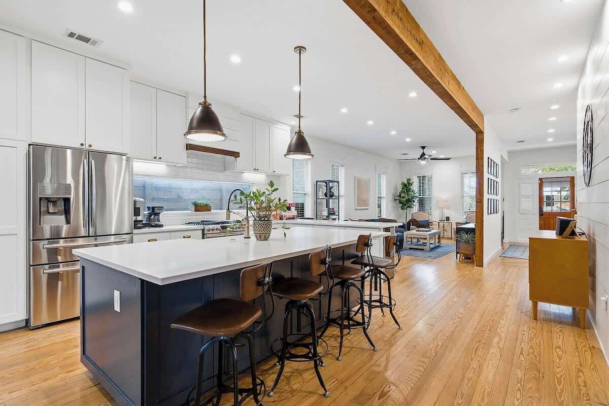 ثلاجة، ميكروويف، فرن، موقد طهي مسطح