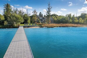 Pool - Bear Feet Retreat Hot Tub Dogs OK (Maple City)