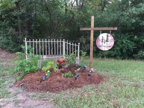 Property grounds - Carraige House (Lufkin)