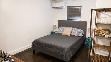 3 habitaciones, cuna de viaje, wifi y ropa de cama