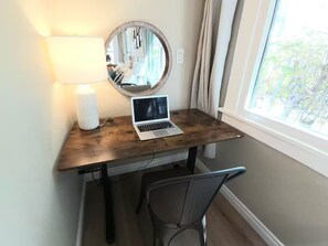 Interior - 2bedroom 2bathroom in Old Town Pasadena Steps to Caltech, PCC Close to Rose Bowl (Pasadena)