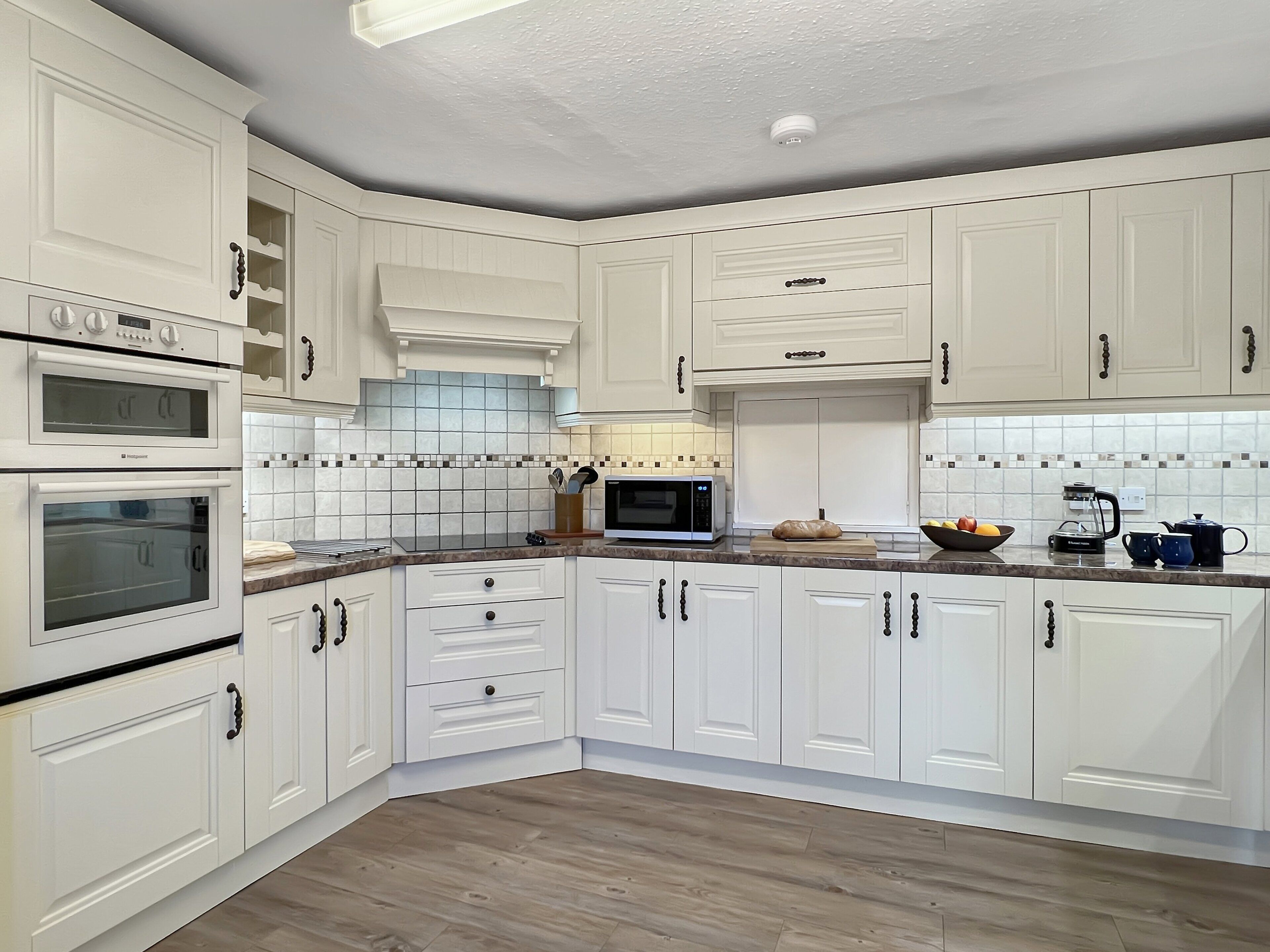 Microwave, oven, dishwasher