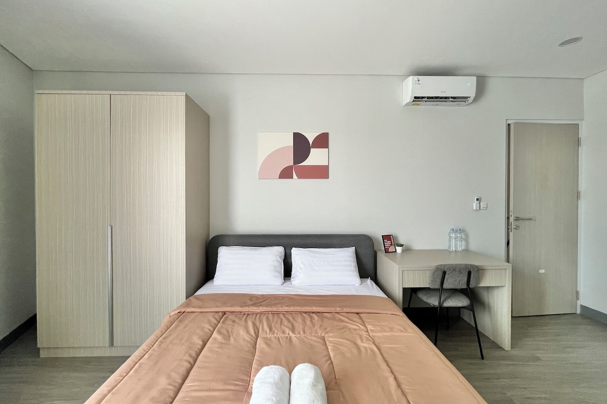 Premium Room, Kitchenette | Free WiFi