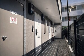 Front of property - louis stage Nishigahara (Tokyo)