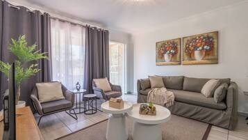 Comfort-Apartment, Terrasse, Gartenblick | Wohnbereich