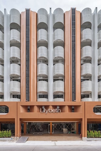 LILYBETH HOTEL PRATUNAM
