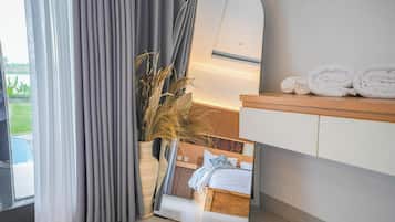 Superior Cottage, Patio, Mountain View | Desk, free WiFi, bed sheets