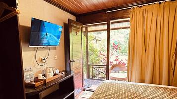 Deluxe Villa, Balcony, Garden View | Blackout drapes, iron/ironing board, free WiFi