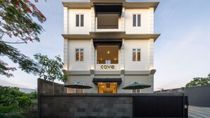 Front of property - Cove Nuansa Home (Jimbaran)