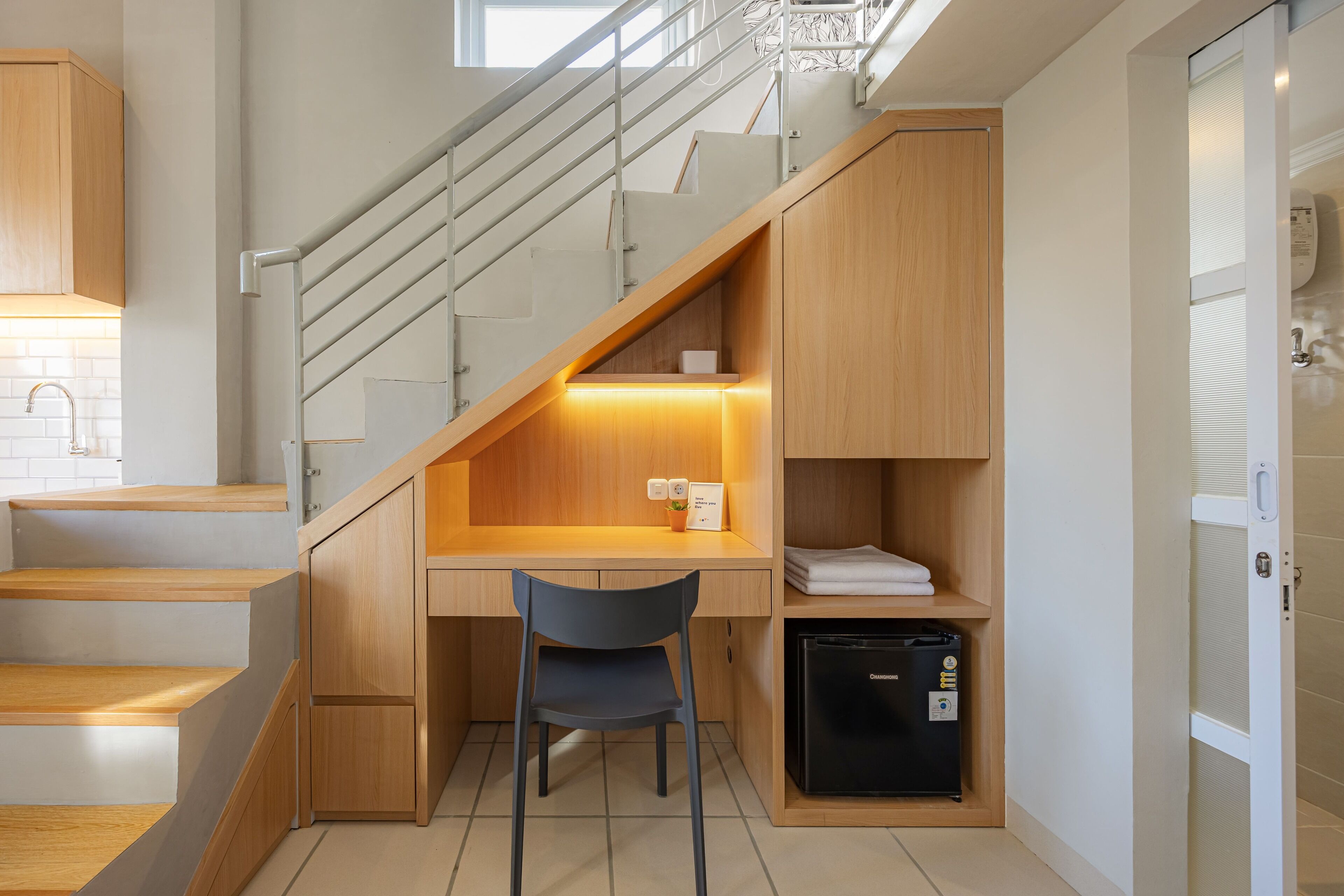 Premium Single Room, Mezzanine | Free WiFi