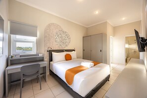 Premium Room, 1 Queen Bed | Free WiFi, bed sheets - Cove Nuansa Home (Jimbaran)