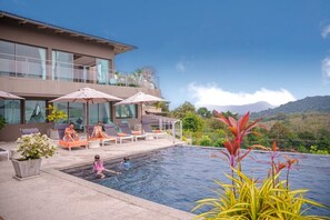 Pool - Tropical Castle Villa 18 Bedroom En suite Sea View Phuket (Thalang district)