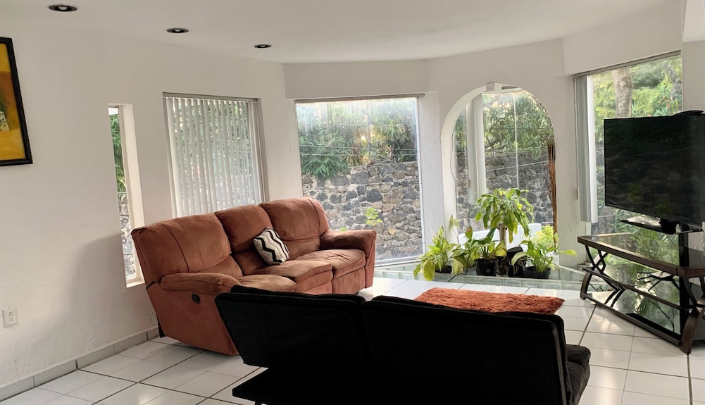 Casa Con Alberca Y Terraza, Lugar Tranquilo Para Disfrutar. - Cuernavaca