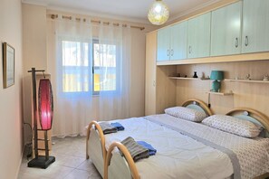 2 habitaciones, wifi gratis y ropa de cama 