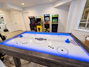 Game room - Ocean front oasis full remodel hot tub heated pool Wild horses 8 bed 8 bath (Corolla)