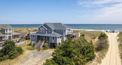 New remodel ocean front oasis, hot tub heated pool Wild horses 8 bed 8 bath