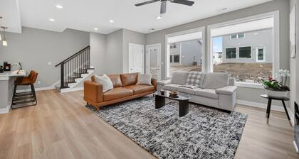 New, spacious, 3 bedroom 2.5 bath townhome in a peaceful Urbandale, IA!