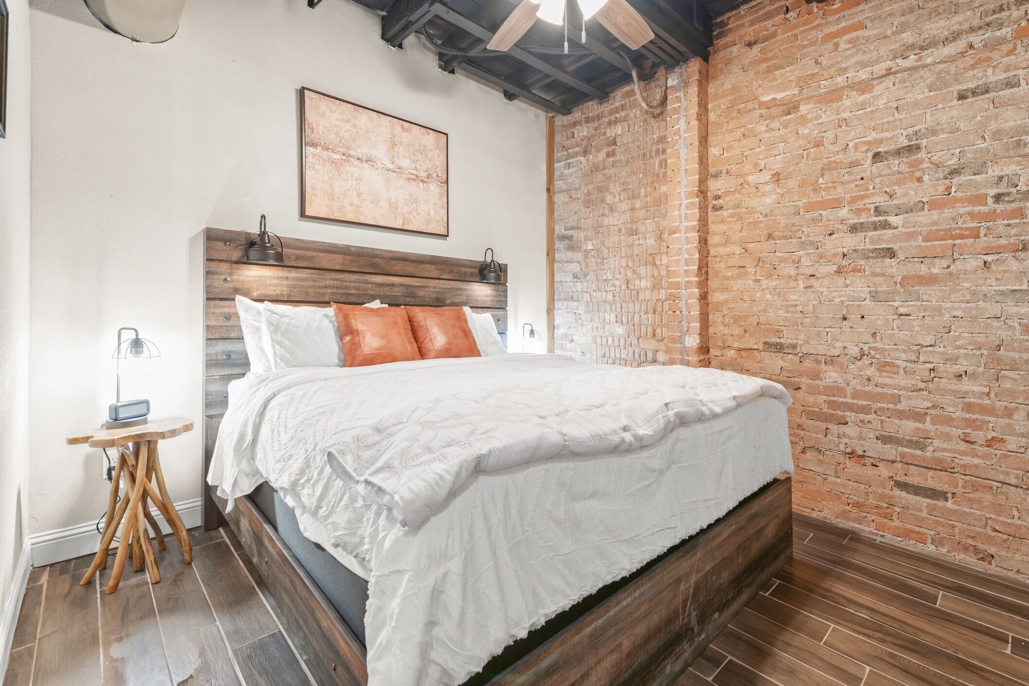 2 chambres, fer et planche à repasser, Wi-Fi gratuit, draps fournis