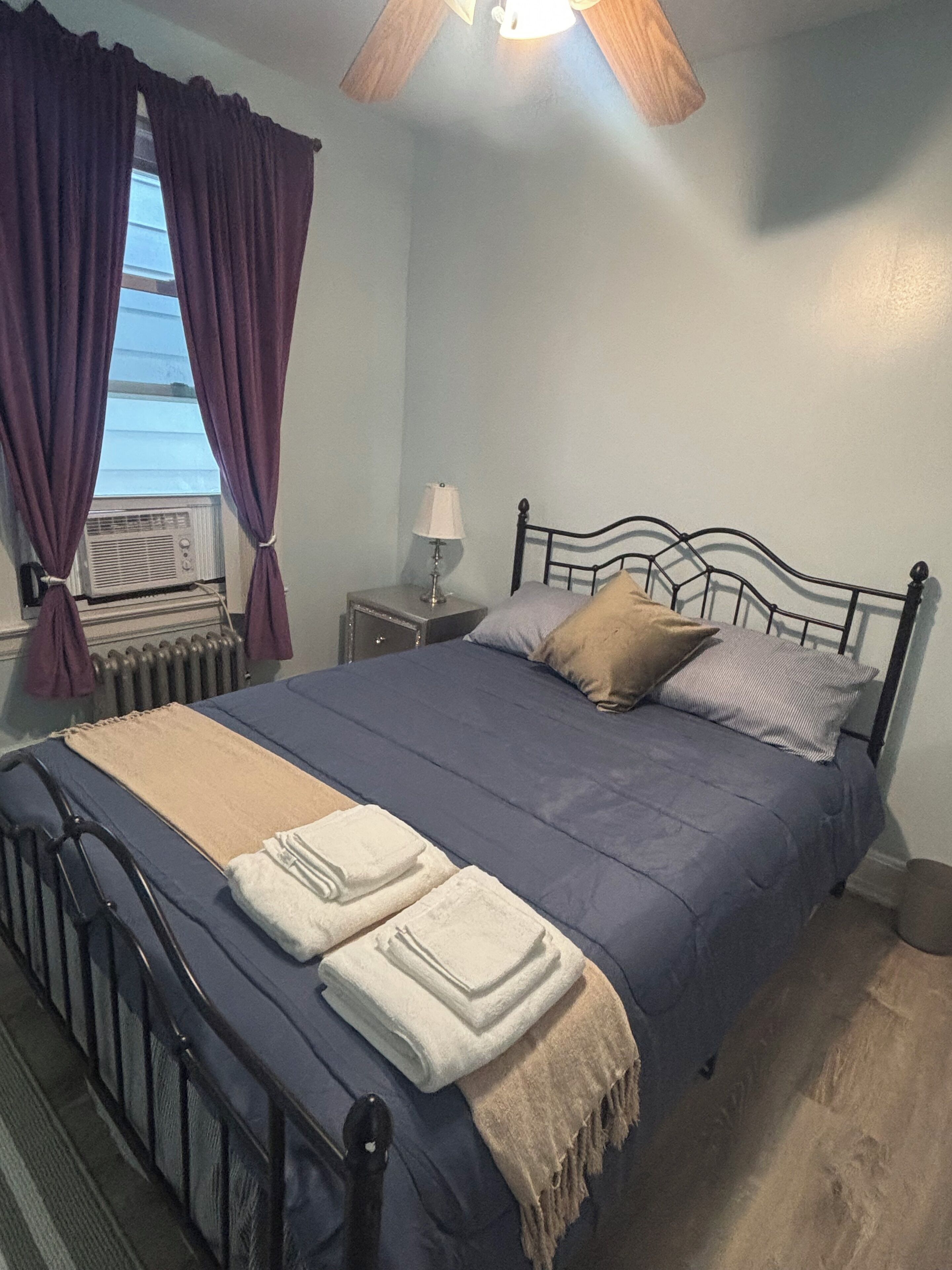 1 quarto, ferros/tábuas de passar roupa, Wi-Fi, roupa de cama