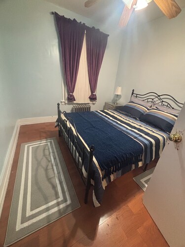 1 bedroom in charming Richmond Hill with AC, none smoking, no pets