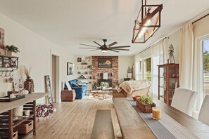 Interior - Wellness at the Ranch Retreat! 2 Bedroom 2 Bath Oasis with outdoor living space (Acampo)