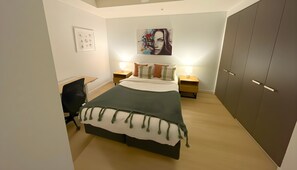 Classic Apartment | Laptop workspace, blackout curtains, iron/ironing board - Mega Style Apartments Tribeca (East Melbourne)