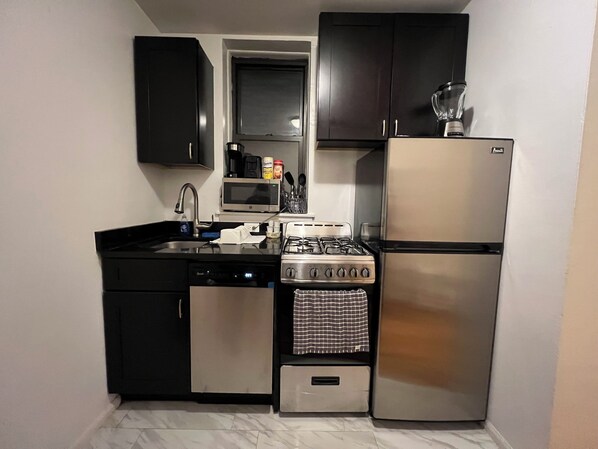 Private kitchen - Charming Upper West Side Apartment Prime Manhattan Location (New York)