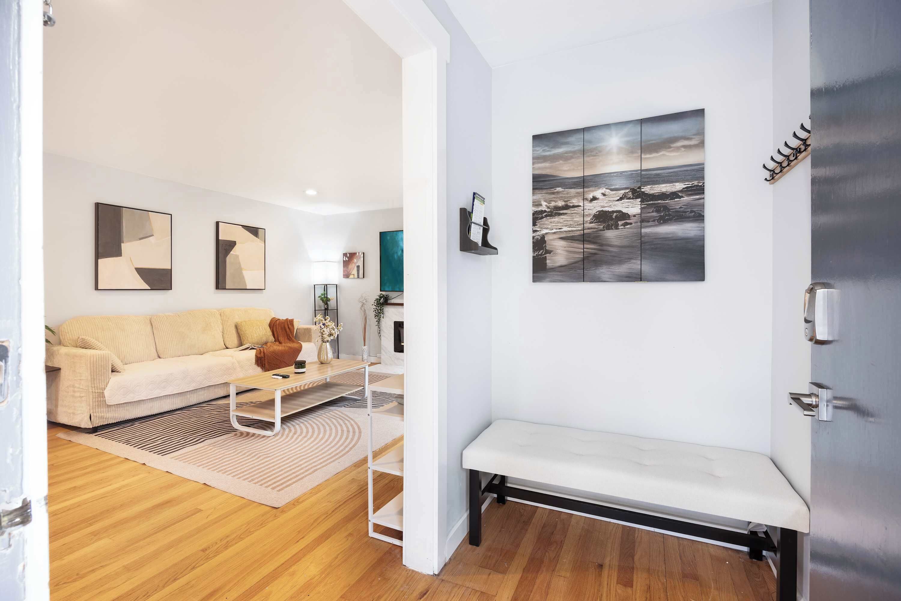 Fernseher, Kamin, Arbeitsbereiche