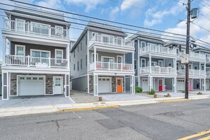 Exterior - HighSpeed WiFi & Game Room with Rooftop Deck and Coffee (Seaside Heights)