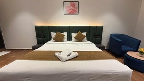 Desk, laptop workspace, iron/ironing board, free WiFi - Hotel Kingdom Suites (Bengaluru)