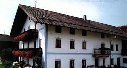 Ferienwohnung -4 Personen, 65qm, 2 Schlafzimmer, Balkon