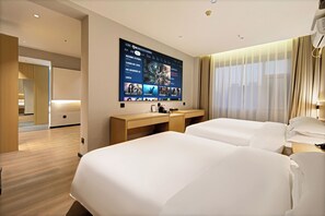 Comfort Suite, Multiple Beds, Housekeeping, City View | Desk, laptop workspace, free WiFi - Zhesu Select Hotel (Taiyuan)