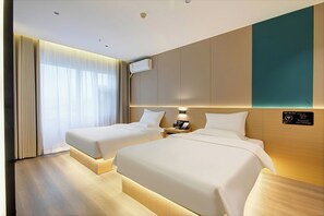 Comfort Twin Room, Multiple Beds, Pets Allowed, City View | Desk, laptop workspace, free WiFi - Zhesu Select Hotel (Taiyuan)