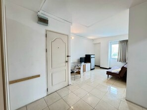 Suite | Ruang tamu | TV