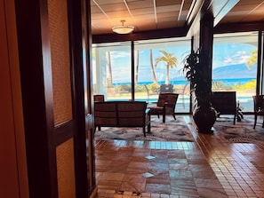 Interior - Beachfront Studio Featuring Turtles, Monk Seals, Surf & Mountain Views (Lahaina)