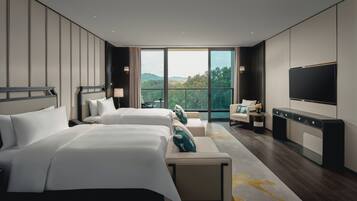 Free minibar, in-room safe, desk, laptop workspace